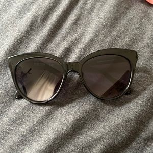 Reaction Kenneth Cole cat eye sunglasses